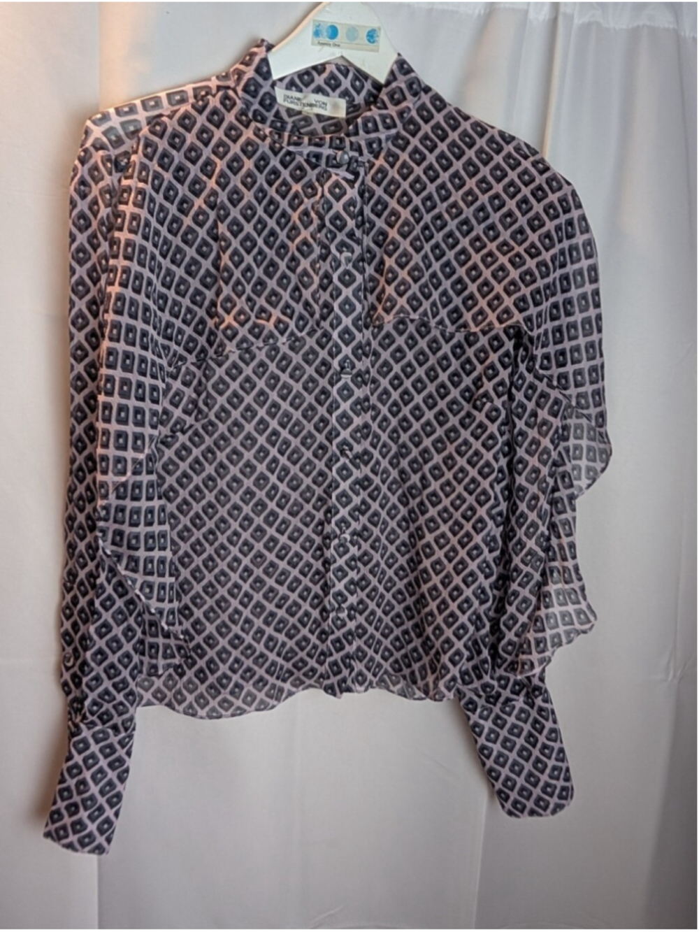 Diane von Furstenberg DVF Geometric Diamond Ruffle Cape Blouse Pink Blue 6 EUC